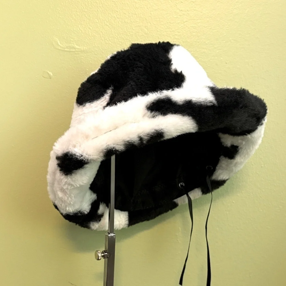 Adult Black and White Fuzzy Bucket Hat~Free Posh Friends 4ever Pin